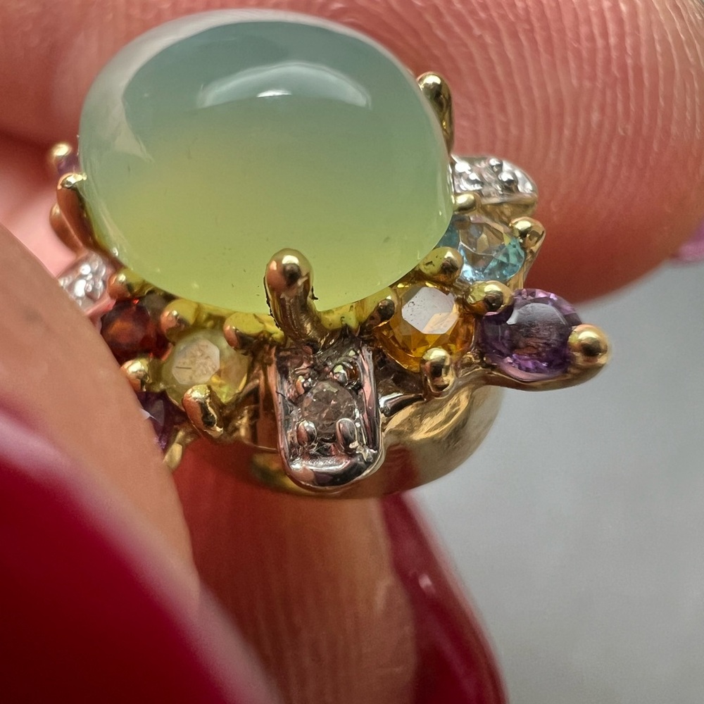 Elegant 14K yellow gold multi-gemstone pendant charm - Picture 5 of 15